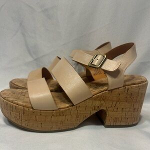 Kork-Ease Tish Sandals Platform Block Heel sz 8M